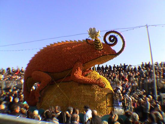photos J.G.L. Menton( FETE du CITRON-février 2008)